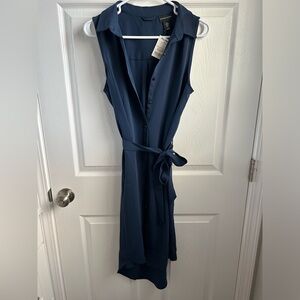 Adrienne Vittadini Wrap / button up dress